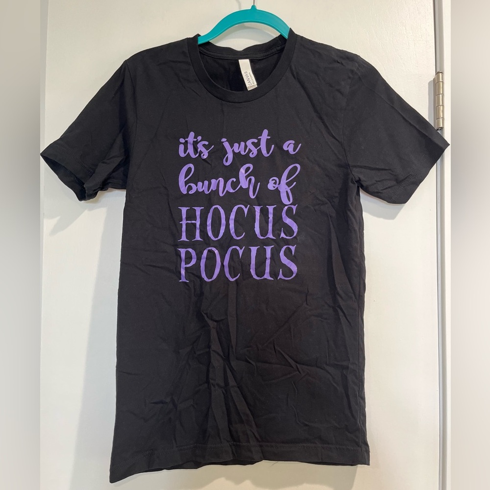 Black T-Shirt with Purple Hocus Pocus Print Size Small